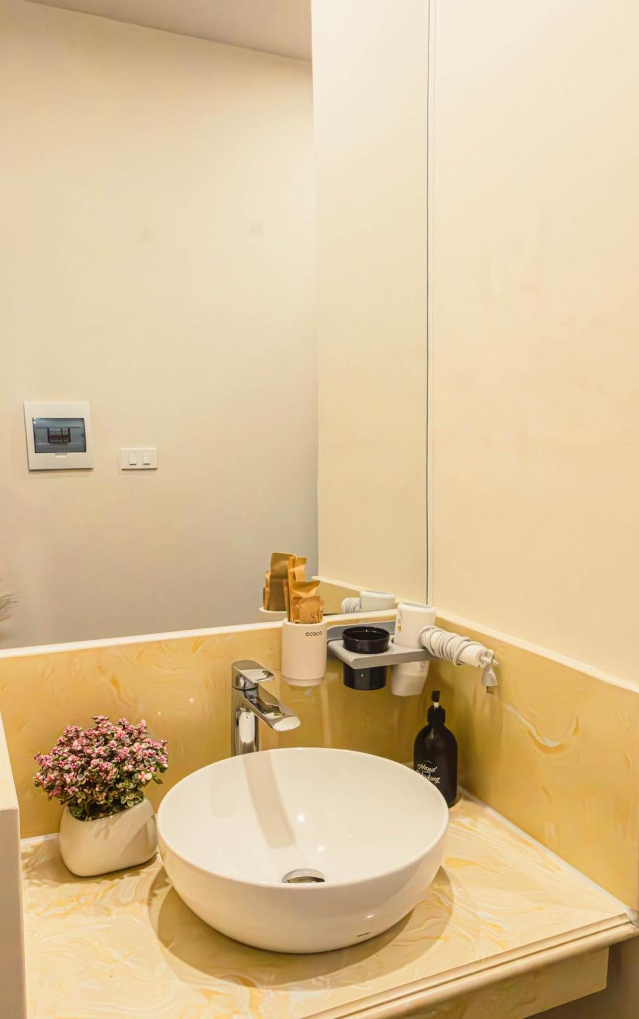 האנוי Areca Luxury Homestay & Spa Ba Dinh מראה חיצוני תמונה